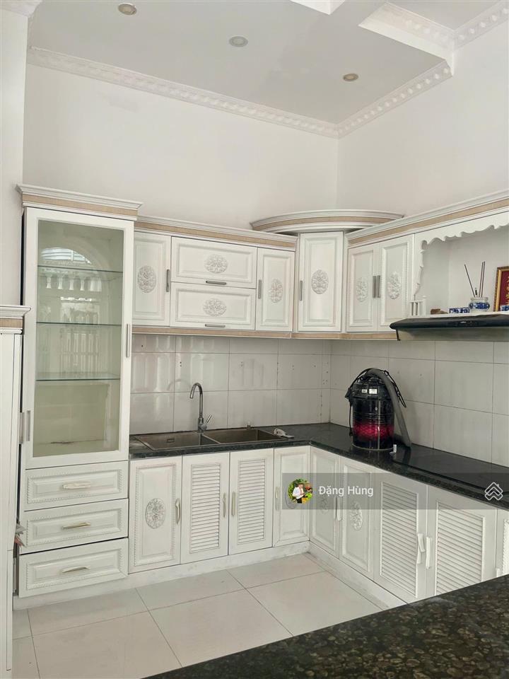Biệt thự trần não, p.an khánh, quận 2 (450m2)  view sông  1 trệt 2 lầu. giá 65tr/th