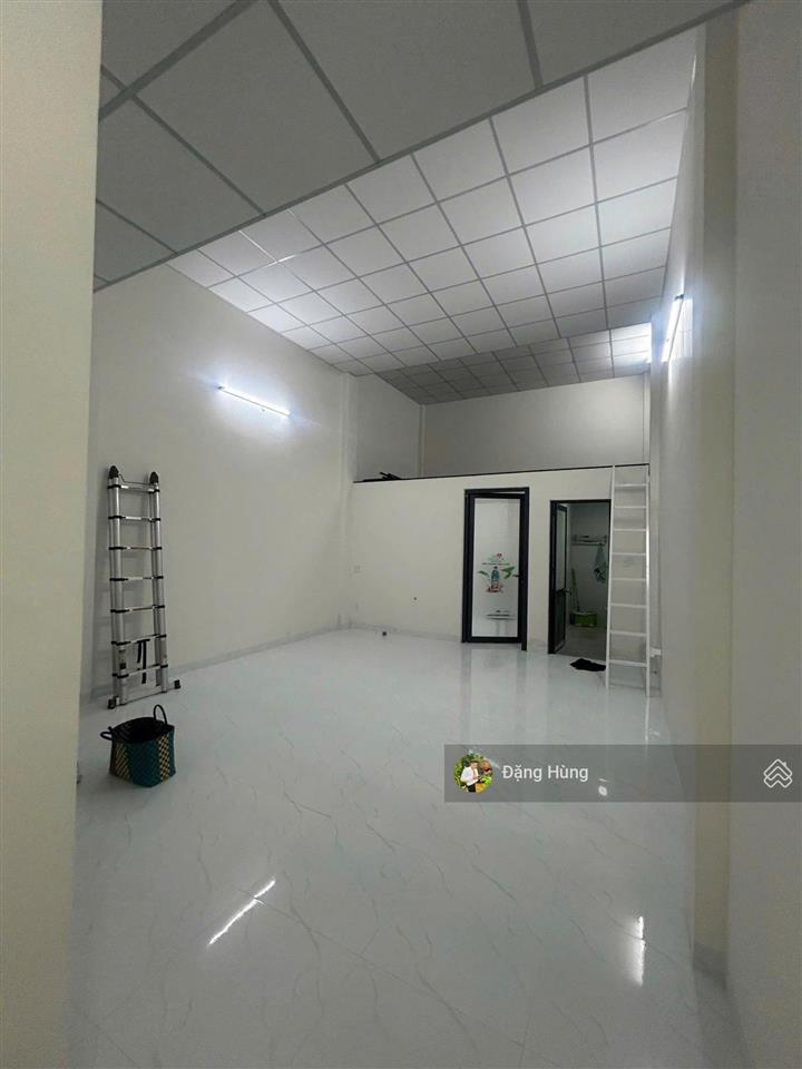 Mặt bằng sịn  mặt tiền trần lựu, an khánh, q2 (190m2). kinh doanh tự do. giá 30tr/th