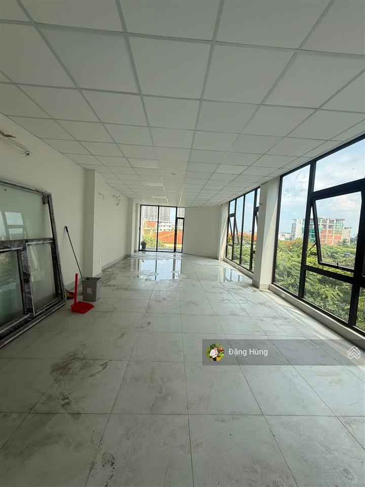 Sàn văn phòng 100m2, vị thế đẹp tại thạnh mỹ lợi  q2, gần trung tâm hành chính. giá 15tr/th
