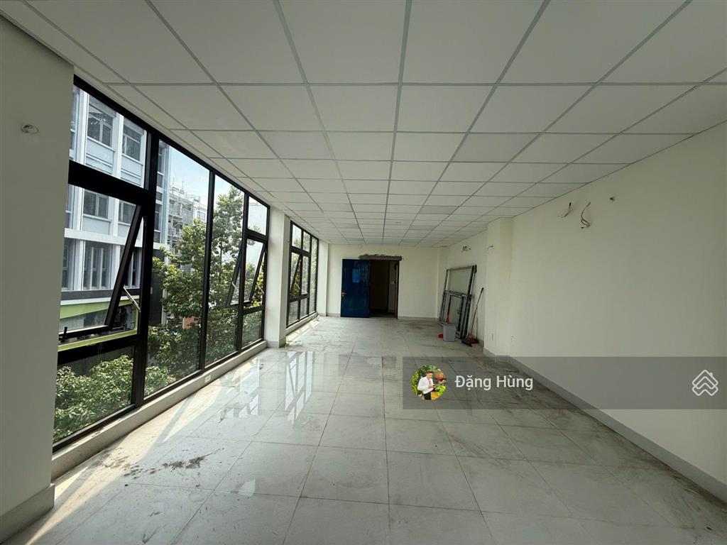Sàn văn phòng 100m2, vị thế đẹp tại thạnh mỹ lợi  q2, gần trung tâm hành chính. giá 15tr/th