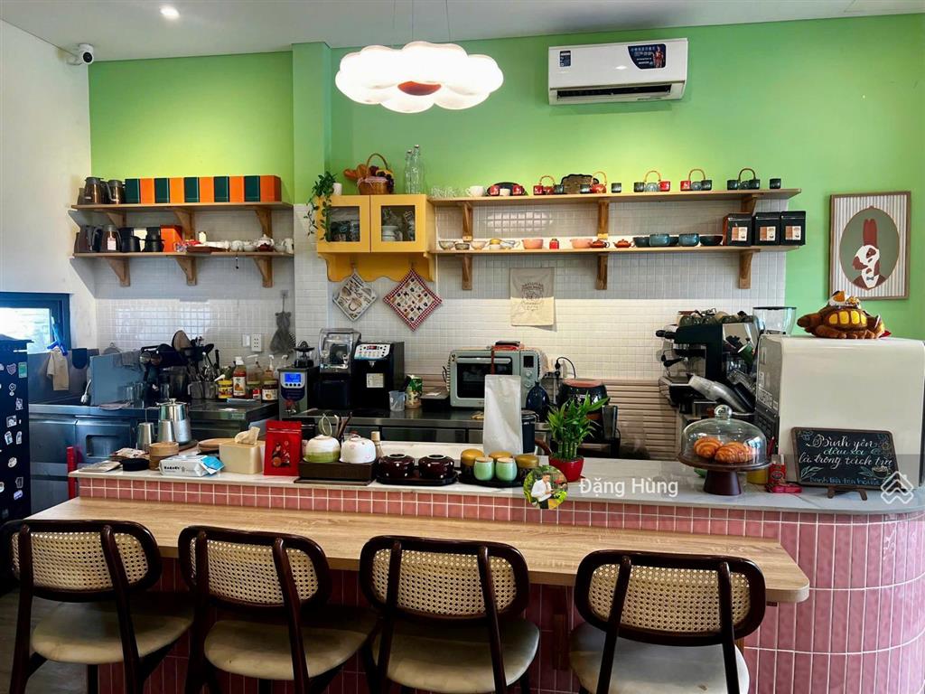 Sang nhượng mặt bằng quán coffee thảo điền, quận 2 (60m2). giá thuê 20tr/th