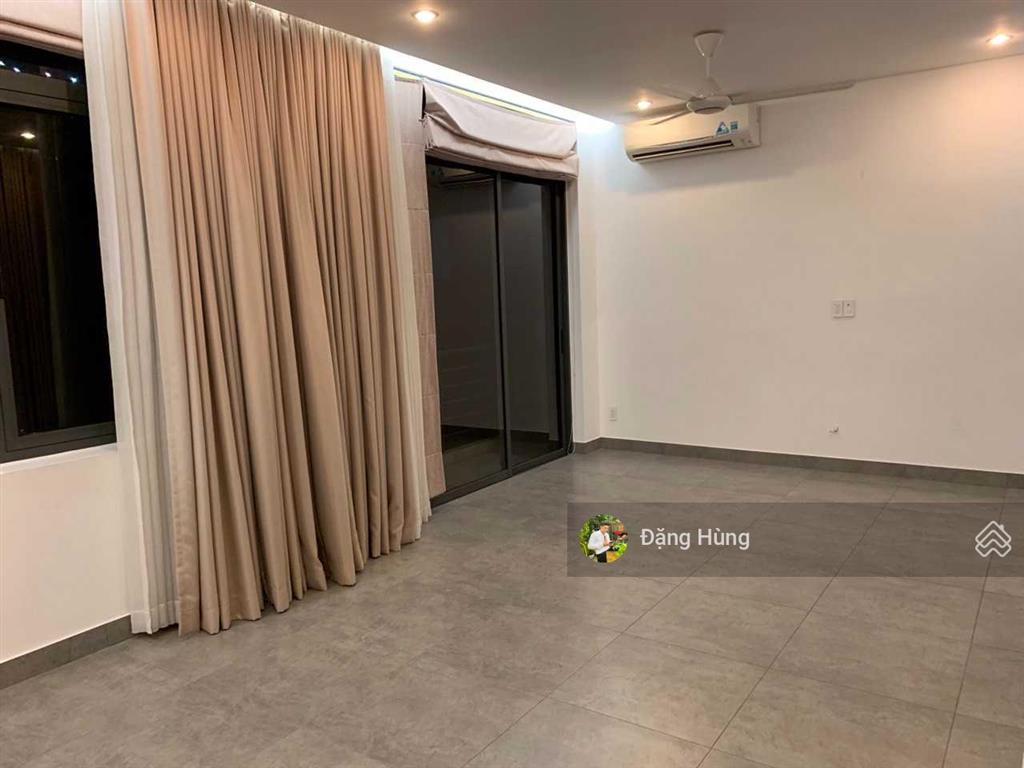 Cho thuê nhà khu vực an ninh 10x11m đường trúc đường trệt + lửng + 2 lầu, giá 80 tr/th, bao vat