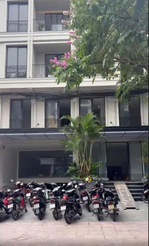 Mặt bằng kinh doanh (155m2) tại thảo điền, quận 2. kinh doanh đa ngành nghề. giá 80tr/th (bao vat)