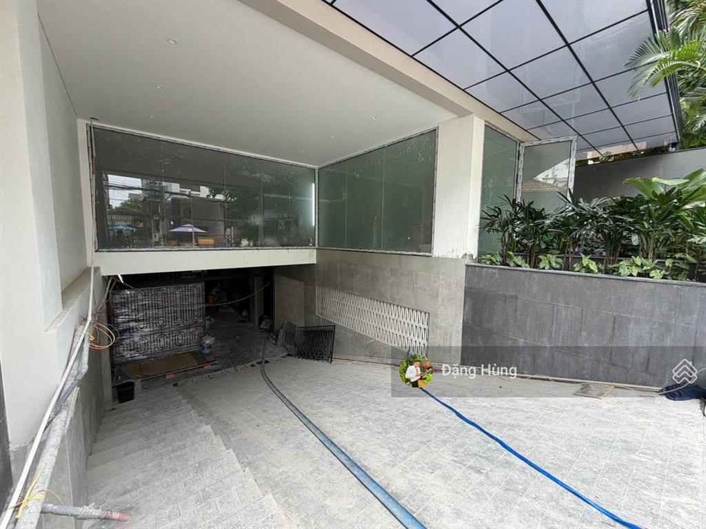 Mặt bằng kinh doanh (155m2) tại thảo điền, quận 2. kinh doanh đa ngành nghề. giá 80tr/th (bao vat)