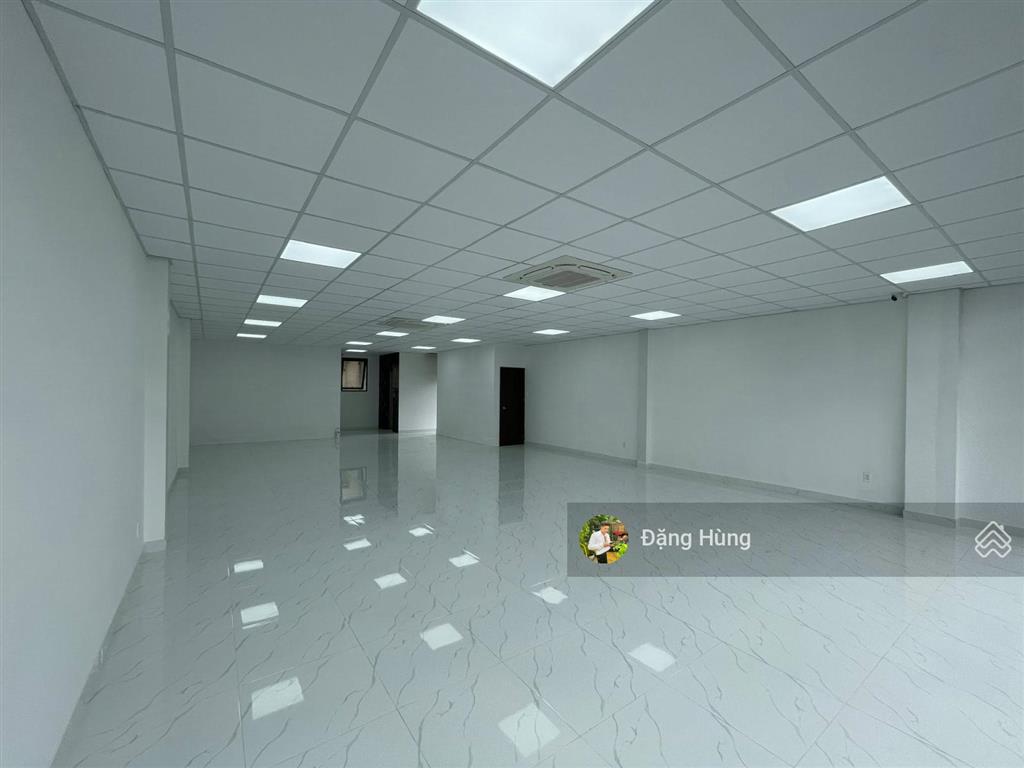 Cho thuê sàn văn phòng  mặt tiền lương định của  120m². giá chỉ 35 triệu/th