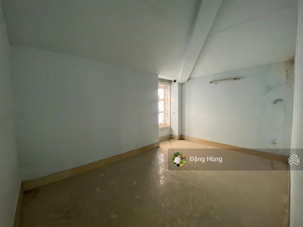 Nguyên căn view sông! đường nguyễn văn hưởng, thảo điền, q2 (9,2x8m). giá 80 triệu/tháng