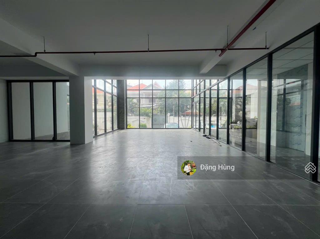 Sàn tầng trệt tòa nhà đường đặng hữu phổ, thảo điền (100m2). giá thuê 60tr/th