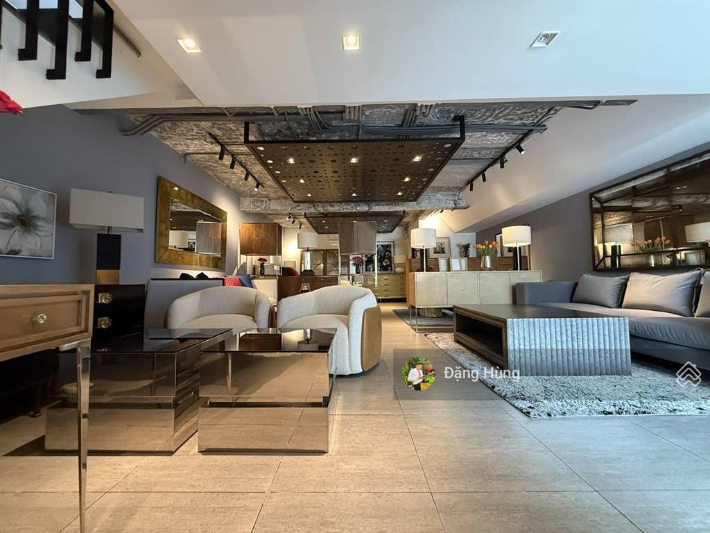 Mbkd đa ngành nghề cạnh xuân thủy, thảo điền, q2 (135m2)  bán hầm + trệt. giá thuê 78tr/th