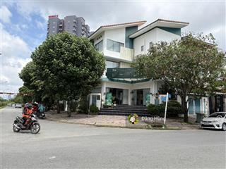 Vị trí góc 2 mặt tiền tòa nhà an phú, quận 2 (13x20m), 3 tầng, sẵn hầm thang máy. giá 110tr/th