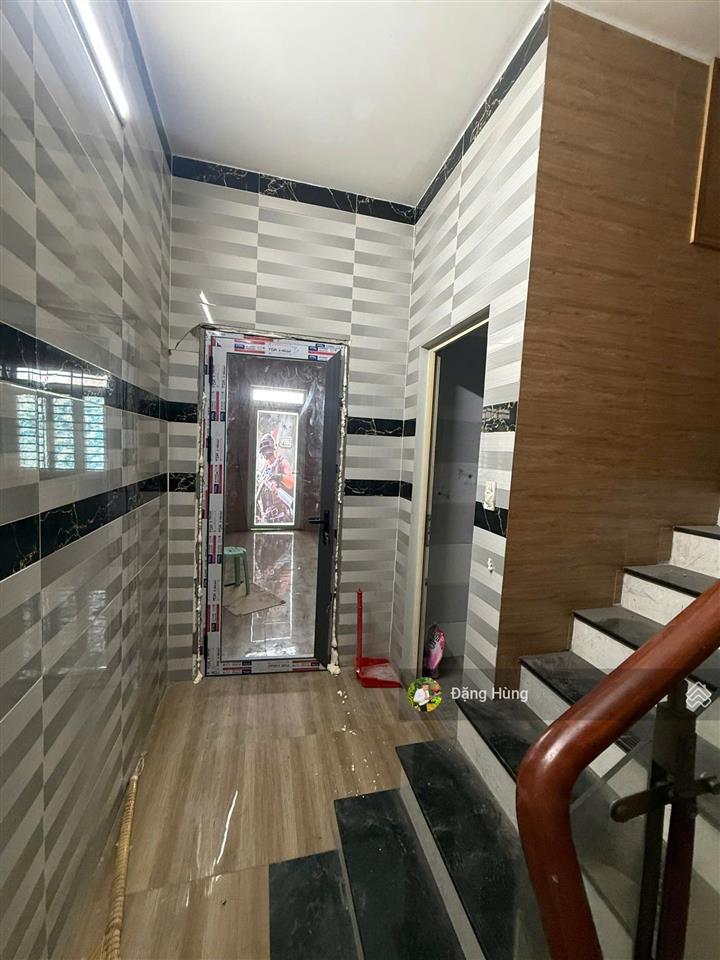 Cho thuê nhà 1 trệt 2 lầu nhánh lương định của, p. an khánh, quận 2. giá 20tr/th