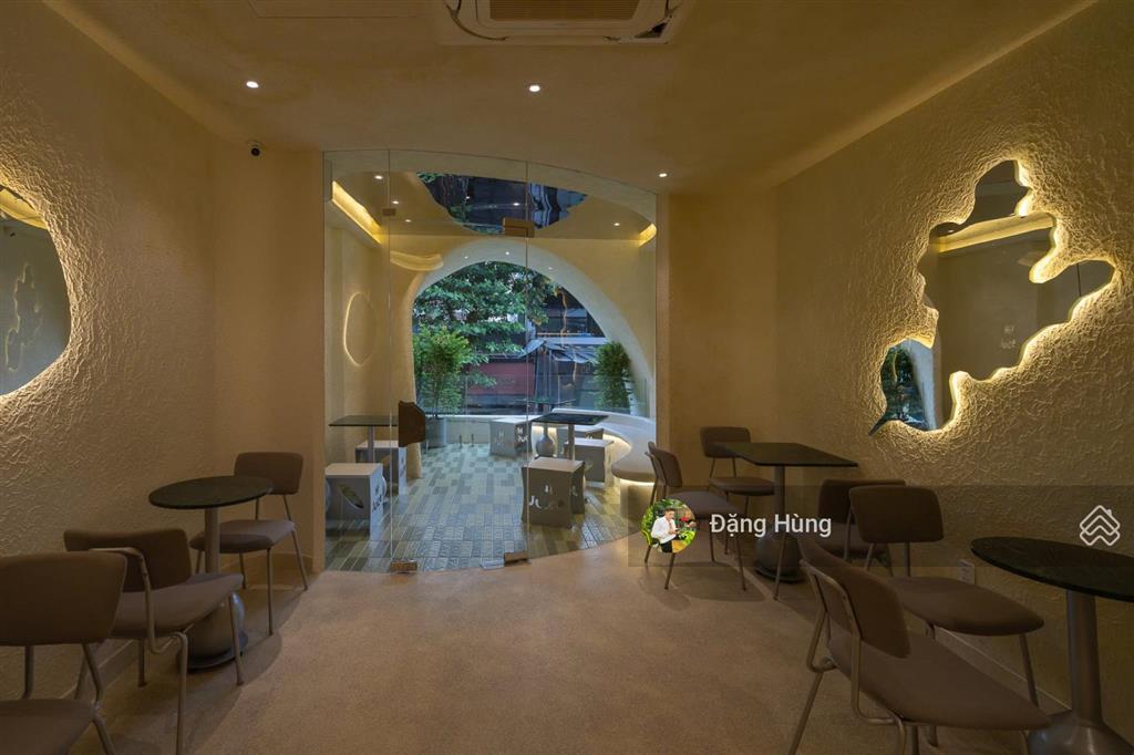 Sang mặt bằng hiếm có tại xuân thủy, thảo điền (4x12m) 1 trệt 1 lửng. giá 66tr/tháng