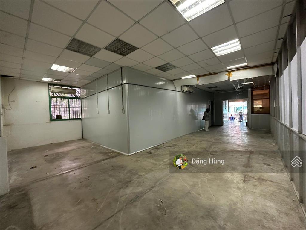 Cho thuê kho kết hợp văn phòng tại thảo điền, quận 2  dt 200m2. giá thuê 80tr/th