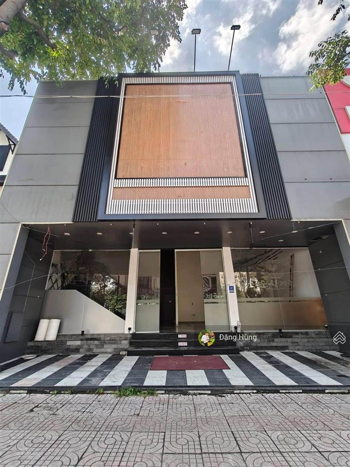 Cho thuê mặt bằng kinh doanh đường song hành, p. an phú, quận 2 (10x20m). giá thuê 164tr/th