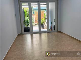Nhà 1 trệt 1 lầu làng báo chí, thảo điền, quận 2 (3.4x11m). kinh doanh tự do. giá thuê 17tr/th