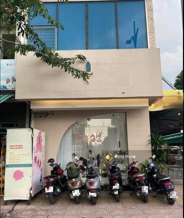 Cho thuê mặt bằng (5x12m) ngay chợ bình khánh, quận 2. giá thuê 20tr/th
