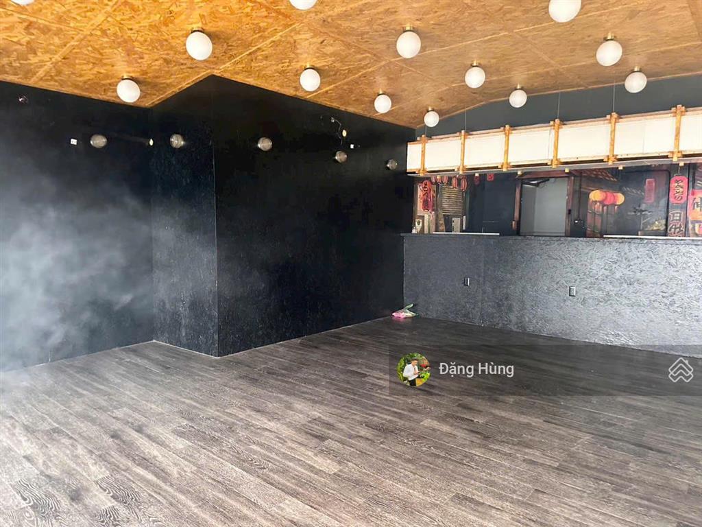 Mặt bằng dễ kinh doanh cạnh nassim, thảo điền, quận 2 (dt 9x15m). giá thuê 65tr/th