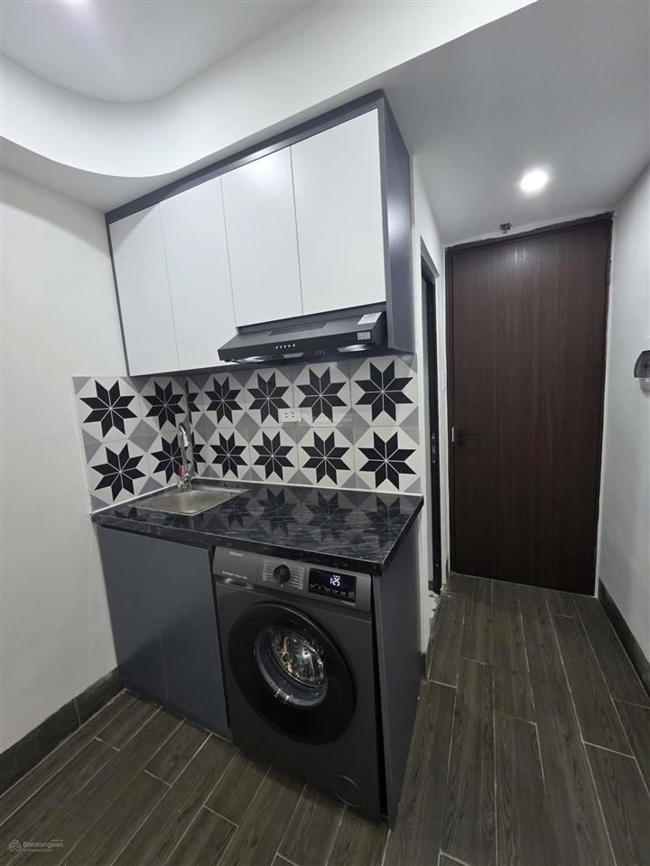 Chính chủ bán tòa căn hộ từ hoàng 76m2 7 tầng 22 phòng khép kín thoáng vĩnh viễn giá 20.9ty