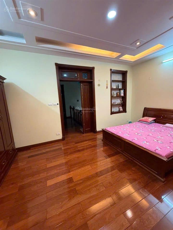 Chính chủ cho thuê nhà ngõ 80 trung kính, yên hòa,cầu giấy, hà nội 85m2,5 tầng ngõ oto đỗ cửa