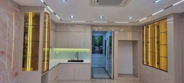 Cho thuê nhà nguyên căn, nhà riêng tại phố hoàng quốc việt, quận cầu giấy 80m2,6 tầng thang máy