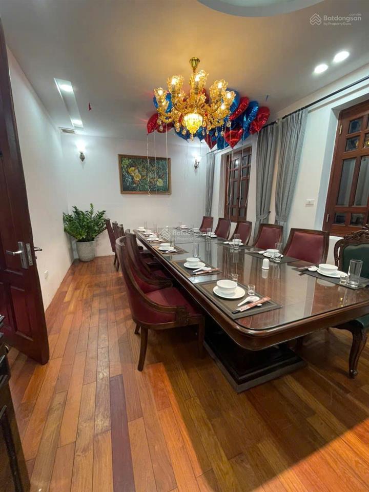 Chính chủ cho thuê biệt thự trung văn vinaconex 3 diện tích 200m2, mt 12m 4 tầng nhà đẹp làm vp
