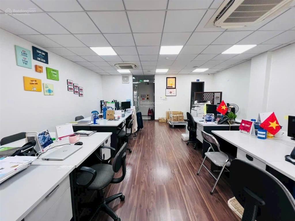 Chính chủ cho thuê biệt thự lưu hữu phước, nam từ liêm 200m2, mt 10m, 4 tầng nhà đẹp giá 40tr/th