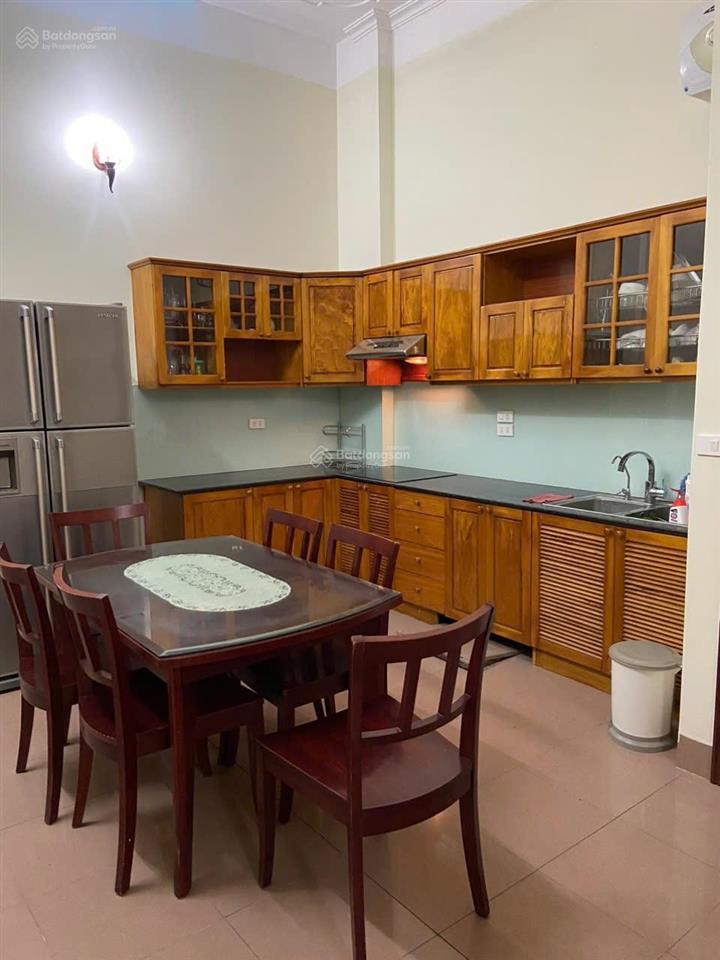 Cho thuê nhà ngõ nghĩa đô, 19tr/tháng 50m2,5 tầng mỗi tầng chia 2 phòng nhà đẹp 0989 031 ***