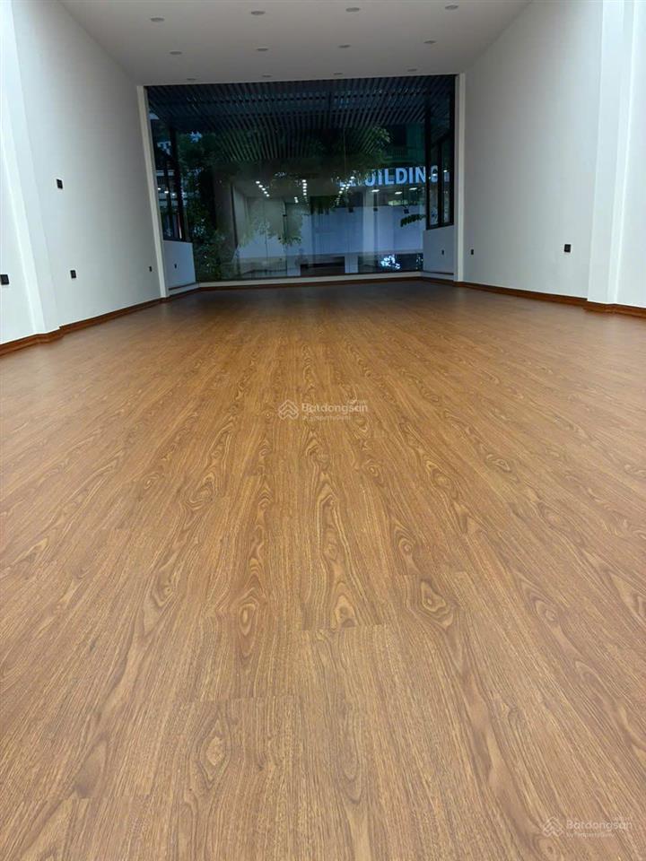 Cho thuê nhà mặt phố trung kính, 100m² gồm 6 tầng thang máy thông sàn mới tinh giá 80tr/th