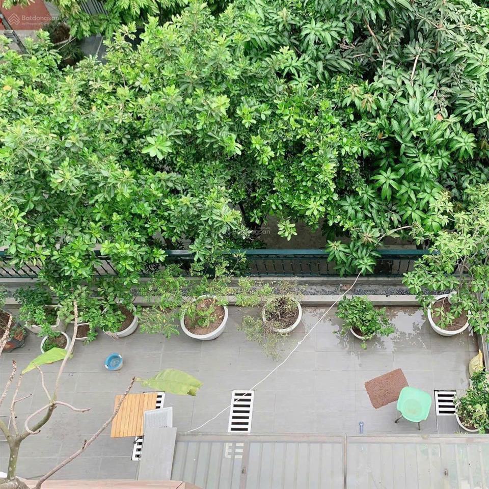 Cho thuê căn biệt thự thành thái, cầu giấy, 250m², mt 10m, 4 tầng có thang máy giá 60tr/th