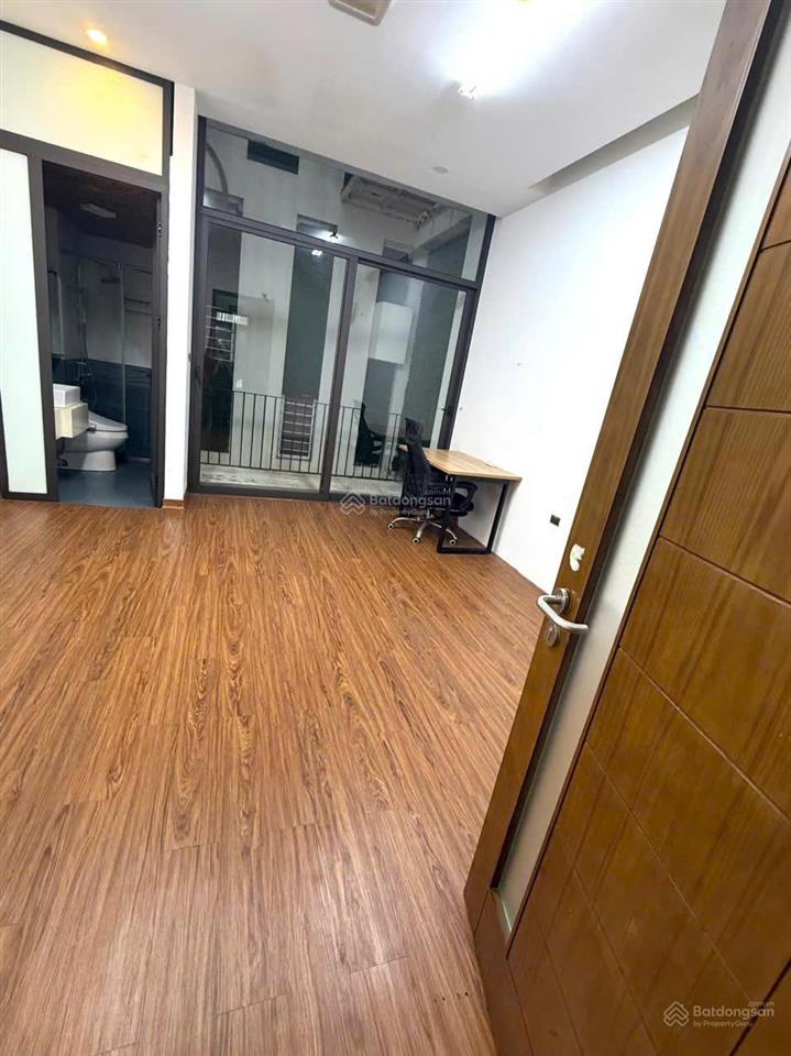 Cho thuê nhà kđt trung văn vinaconex 3, đường tố hữu, dt 100m², nhà 5 tầng đẹp, nhà thô giá 12tr/th