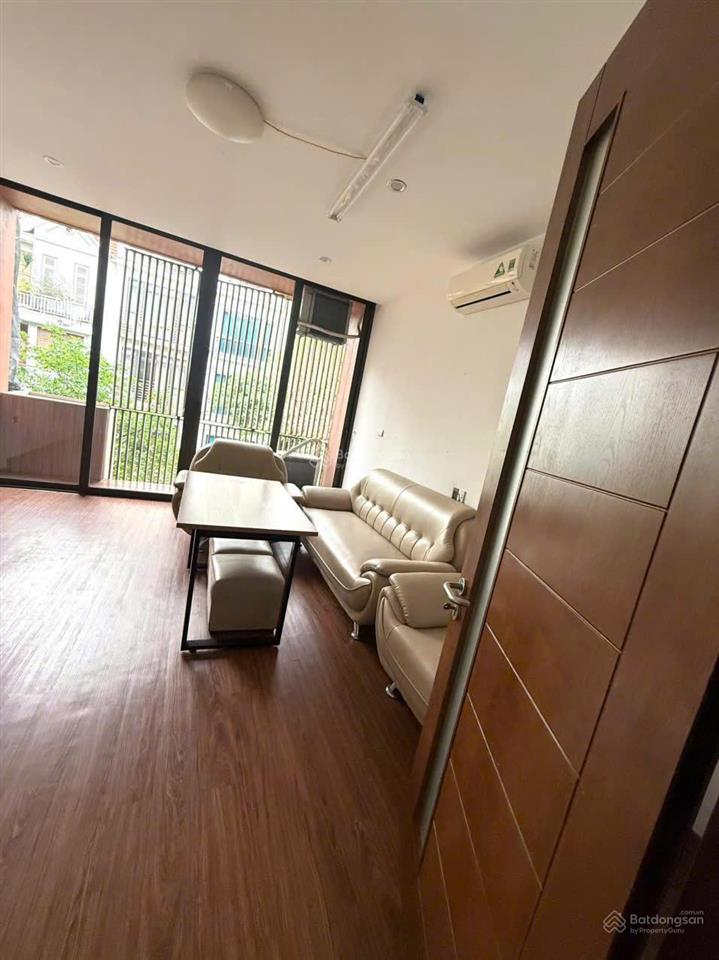 Cho thuê nhà kđt trung văn vinaconex 3, đường tố hữu, dt 100m², nhà 5 tầng đẹp, nhà thô giá 12tr/th