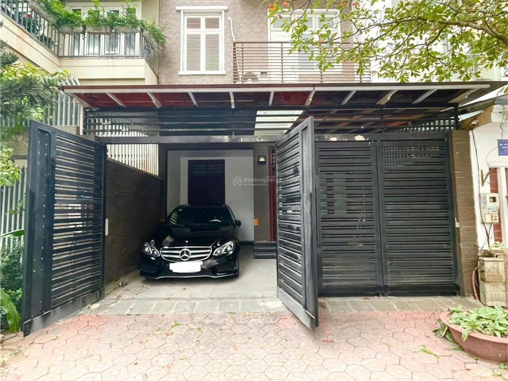 Chính chủ cho thuê nhà trung kính đôi, 55m2, 4 tầng nhà rất sạch đẹp làm vp công ty,  0989 031 ***