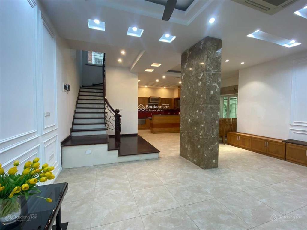Cho thuê nhà biệt thự kđt phùng khoang 80m2 5 tầng nhà đẹp bề thế làm vp hoặc ở giá chỉ 25tr/th