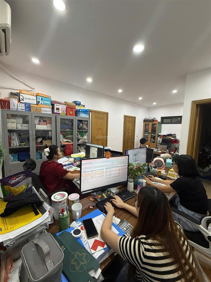 Cho thuê căn hộ chung cư golden west số 2 lê văn thiêm 100m2 3n đồ cơ bản 13 triệu/tháng