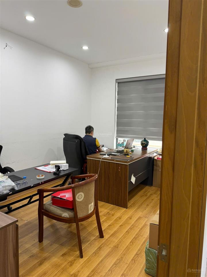 Cho thuê căn hộ chung cư golden west số 2 lê văn thiêm 100m2 3n đồ cơ bản 13 triệu/tháng