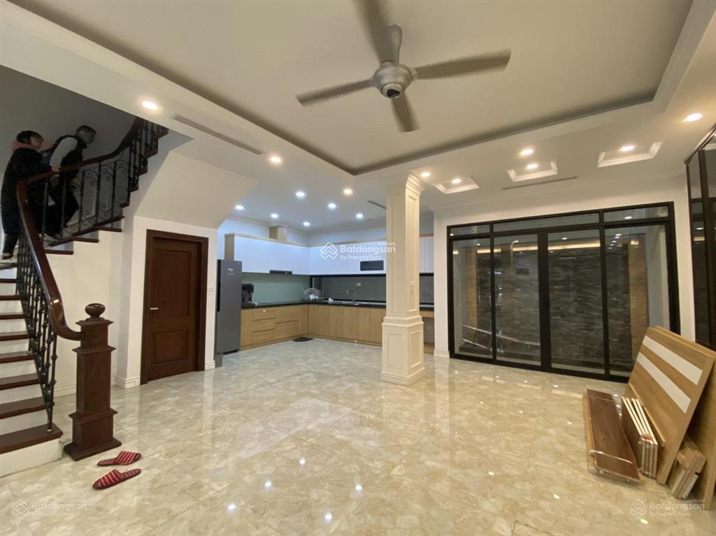 Cho thuê biệt thự kđt mễ trì thượng, nam từ liêm, hà nội 150m2, 4 tầng nhà đẹp giá có 27tr/th