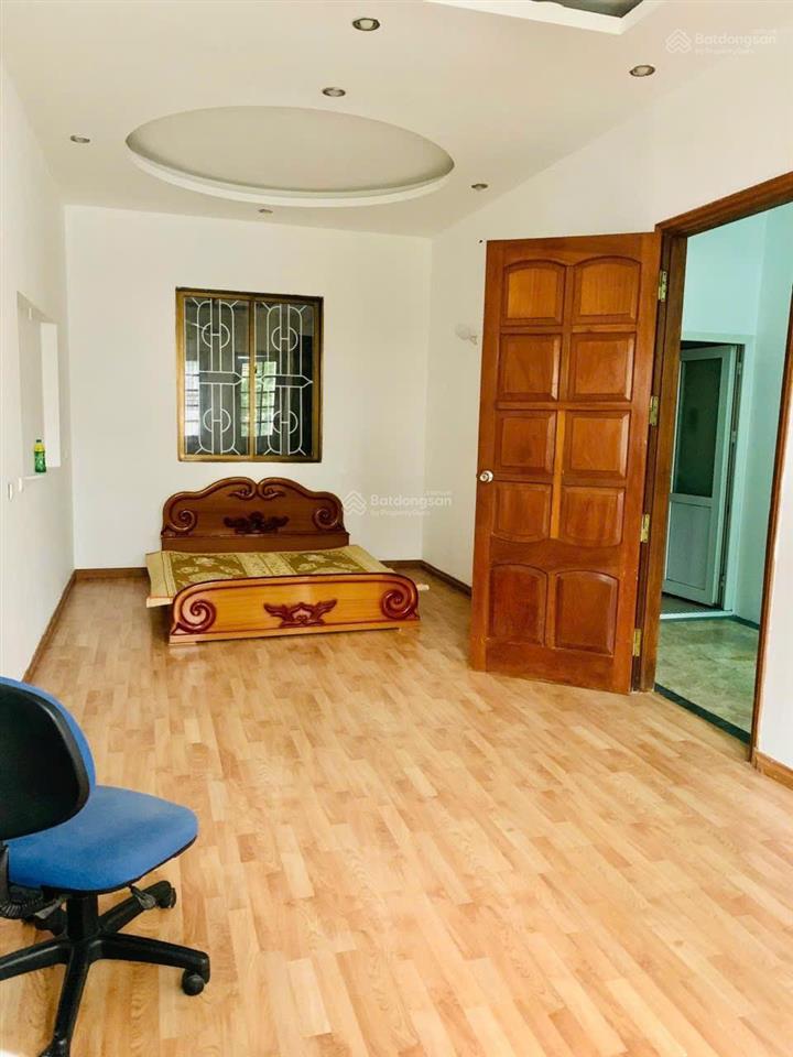 Cho thuê nhà khuất duy tiến, thanh xuân 55m2,5 tầng nhà rất đẹp oto đỗ cửa giá chỉ 19tr/th
