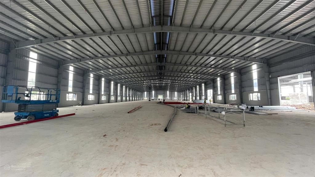 Cho thuê kho xưởng 4300m2 khu cn tân quang, văn lâm, hưng yên kho đẹp tiêu chuẩn bàn giao luôn
