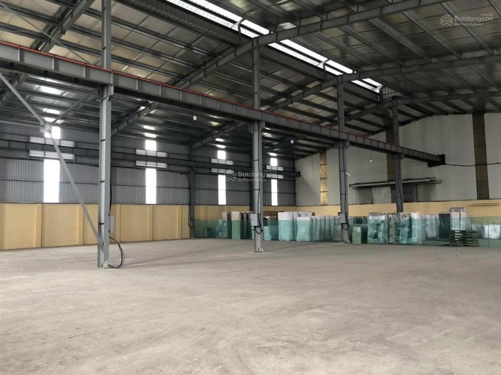 Cho thuê kho xưởng 2500m2,khung zamil cao 810m, cổ loa, đông anh giá chỉ 80nghìn/m2 0989 031 ***