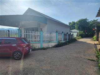 Bán đất tặng nhà, chỉ việc sách bình vôi về ở tại khánh chúc, ba vì dt 408m2  0979 534 ***