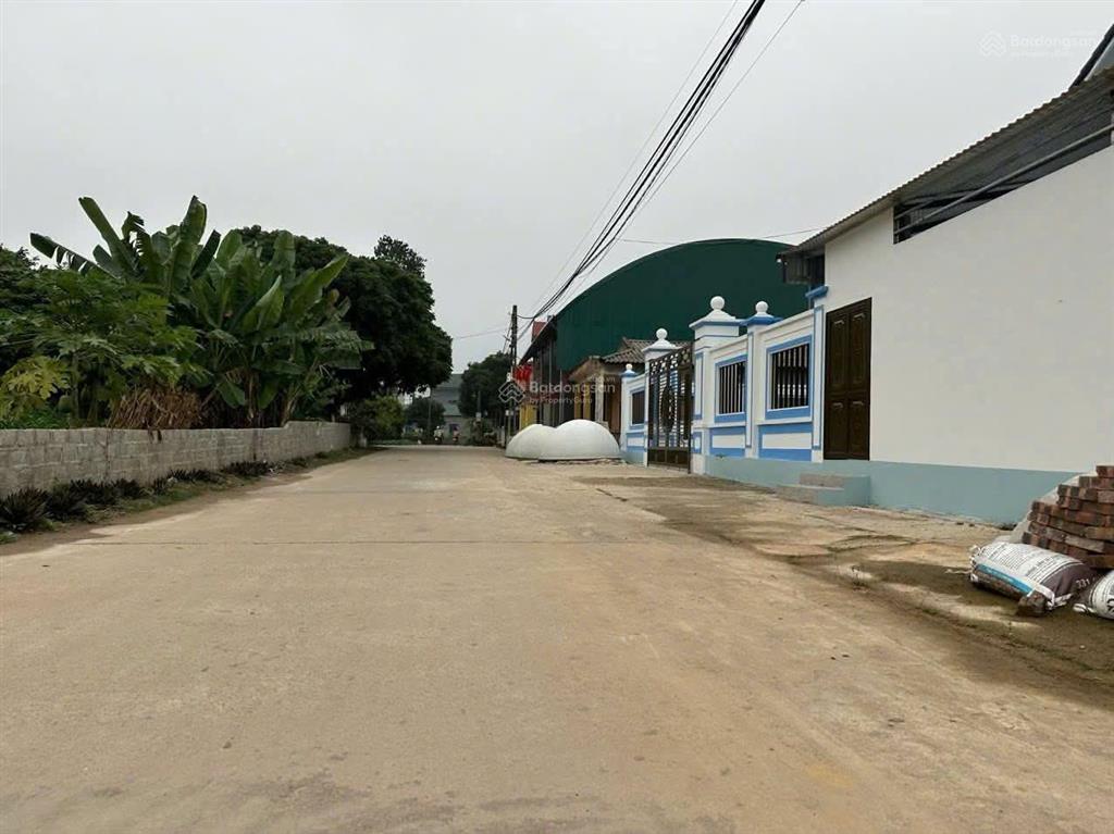 Đất phú thọ gần 200m2. chỉ 1 bước chân ra đường tỉnh lộ 317, nhấn ga nhẹ đến k9 ba vì, hà nội