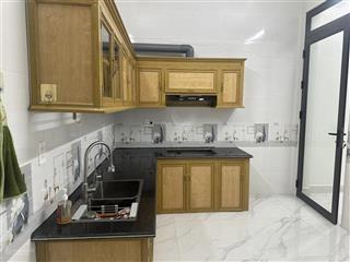 Nhà mặt chợ lương quán mặt tiền rộng chỉ 5,4 tỷ