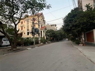 Siêu phẩm tuyến 1 hồ đá sở dầu chỉ 4,23 tỷ