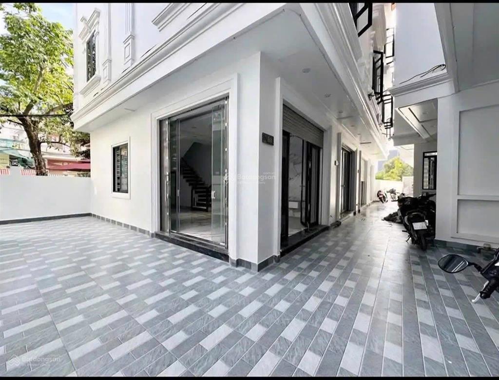 Nhà 4 tầng tôn đức thắng hồng bàng, hải phòng ô tô vào ngõ, giá chỉ hơn 3 tỷ xíu!