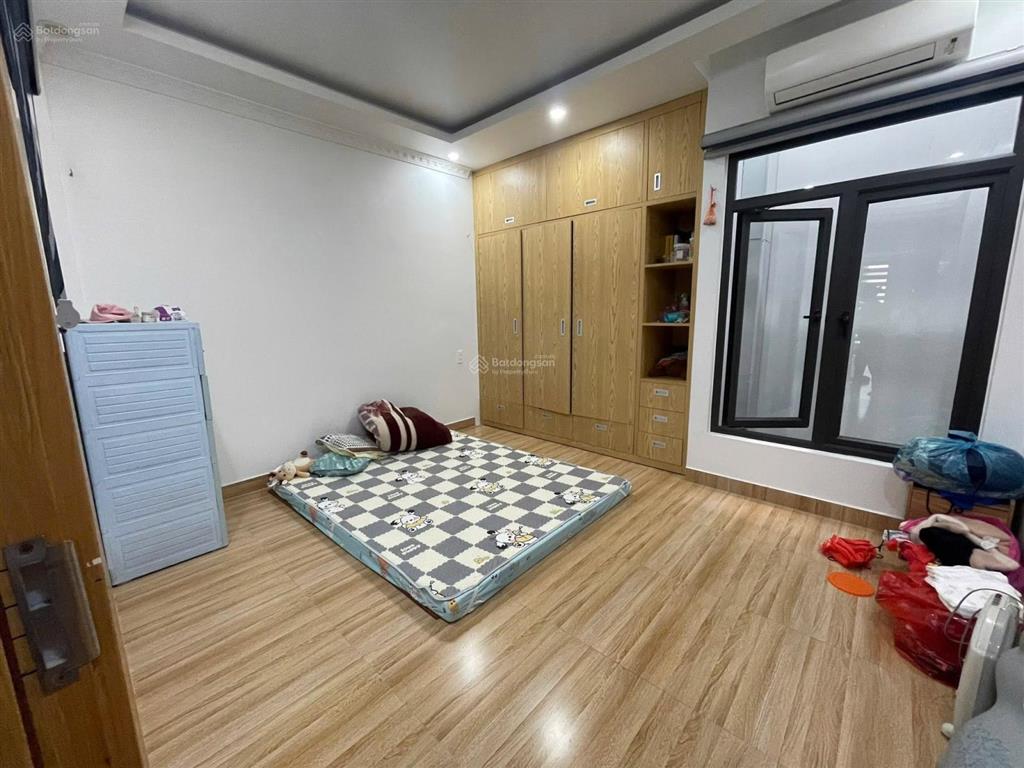 Nhà him lam hùng vương đường 10m chỉ 4,3 tỷ