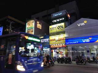 Bán nhà mặt tiền kinh doanh đường võ văn ngân  tp  thủ đức  ngang 10m dt 250m đất. nhà xây 5 lầu