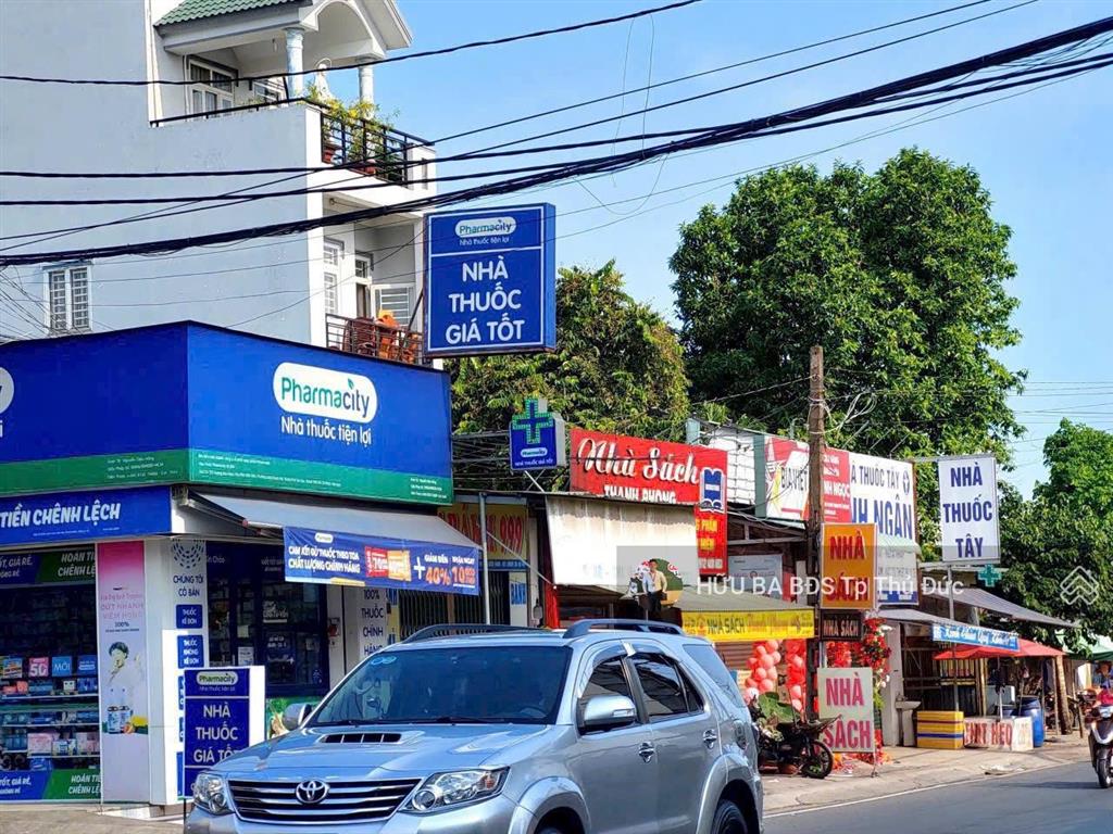 Bán nhà mặt tiền kinh doanh hoàng hữu nam q9.tp thủ đức.
dt.4m x 24.5n2 .94m2.