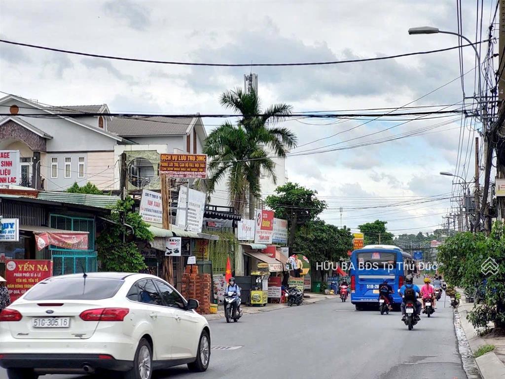 Bán nhà mặt tiền kinh doanh hoàng hữu nam q9.tp thủ đức.
dt.4m x 24.5n2 .94m2.