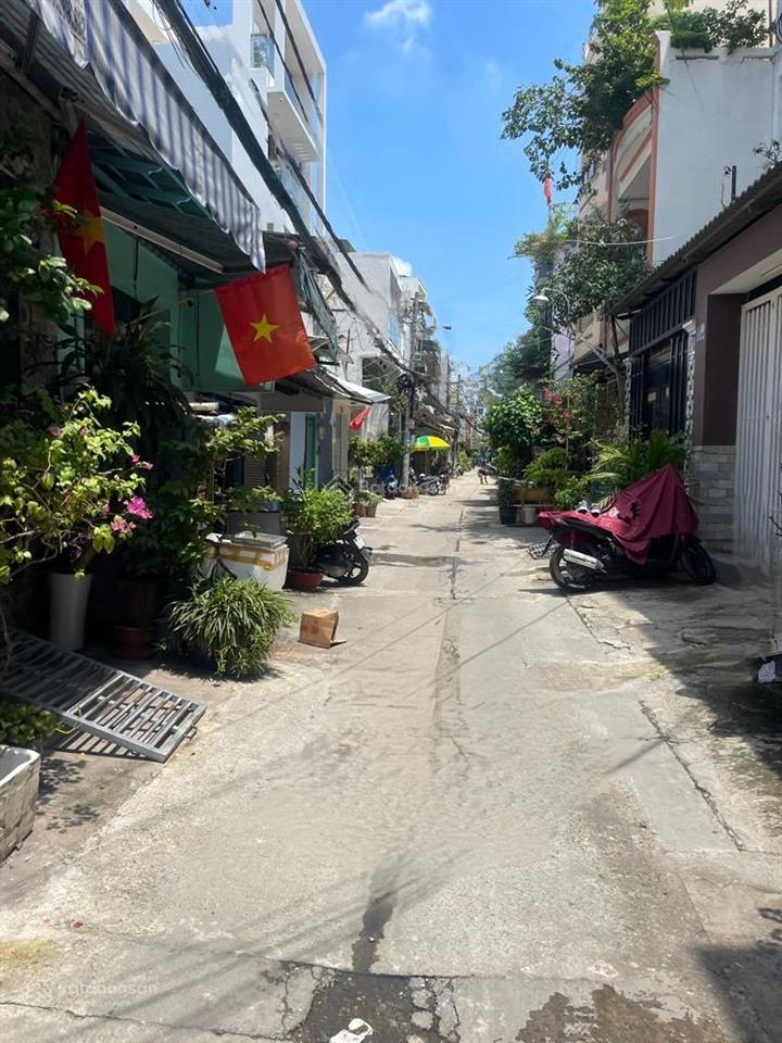 10 tỷ 8  104m2  nhà đẹp như biệt thự, ngay cxpl a, quận 6