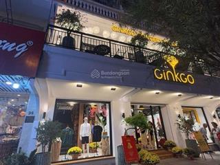 Căn hộ tầng 3, 3 phòng ngủ, ngay trung tâm quận 1, chỉ 10 tỷ 990