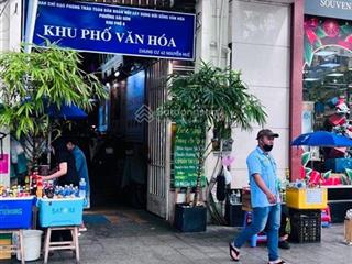 Căn hộ 1 phòng ngủ, tầng 8, ngay trung tâm quận 1, dtsd 35m2, chỉ 3 tỷ 2 (thương lượng)